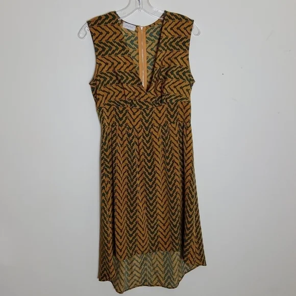 Honey Punch Women's Dress sleeveless high los hem casual wear Size M - Picture 1 of 3